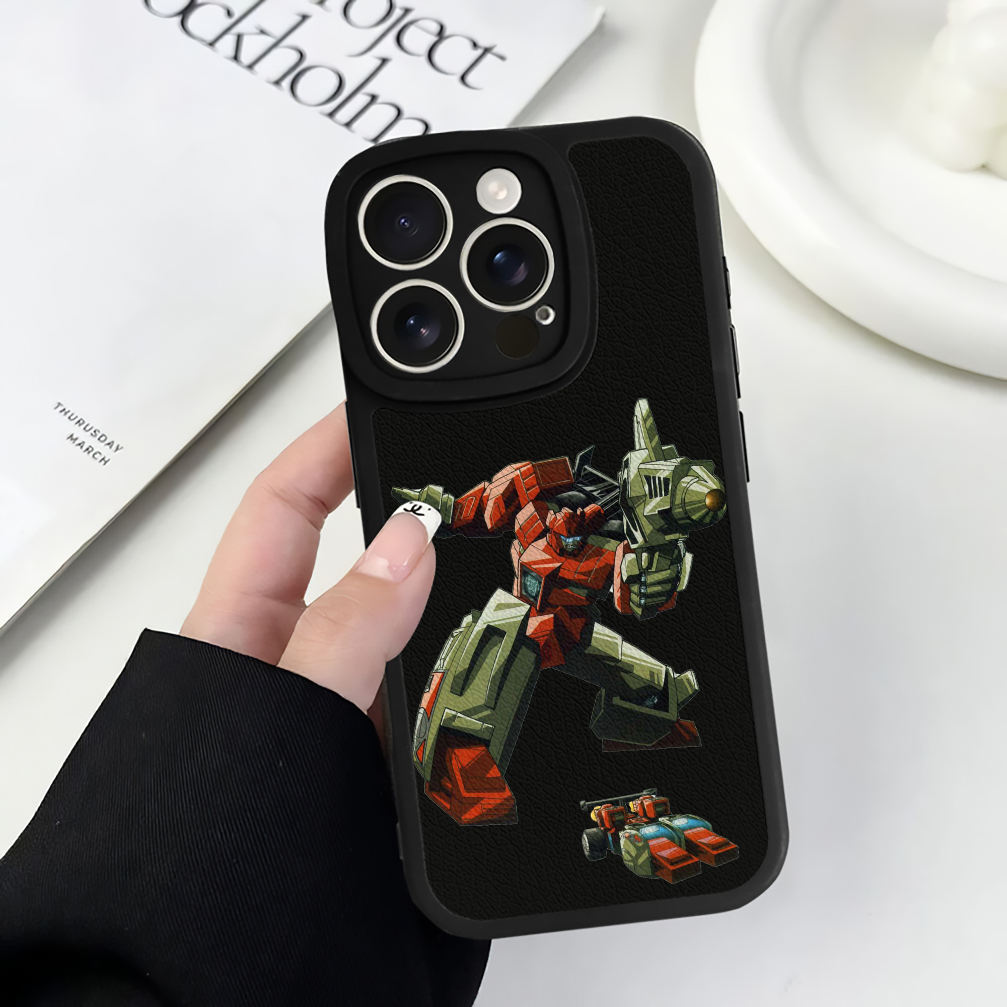 （画像用）  【iPhone 16シリーズ対応】シリコンスマホケース（レザー調） 材質：シリコン